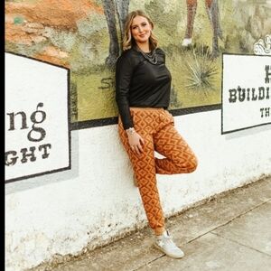 Two Fly CO. NWT Comfy Crossfire Jogger Textured Brown Orange Jogger Pants Sz XS